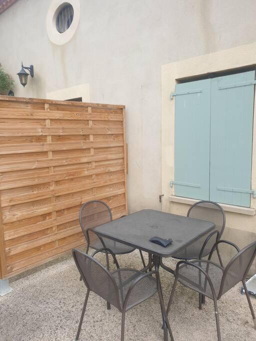 Agreable Villa En Petite Camargue 35 M2 Wifi Галларг-ле-Монтюё Экстерьер фото