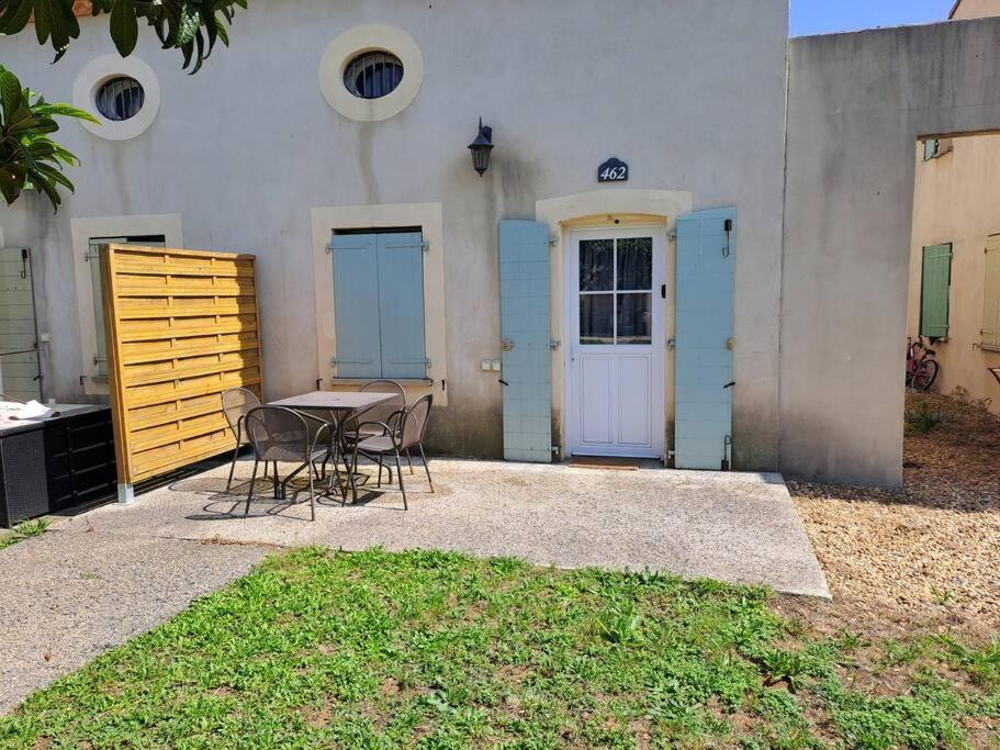 Agreable Villa En Petite Camargue 35 M2 Wifi Галларг-ле-Монтюё Экстерьер фото