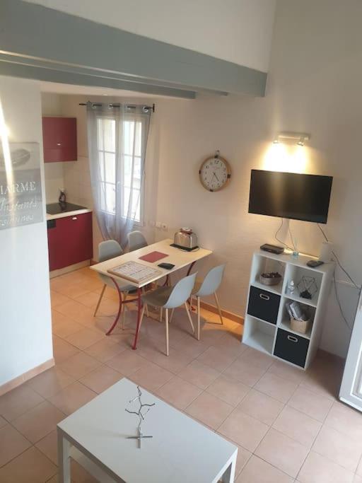 Agreable Villa En Petite Camargue 35 M2 Wifi Галларг-ле-Монтюё Экстерьер фото