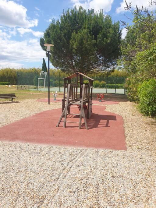 Agreable Villa En Petite Camargue 35 M2 Wifi Галларг-ле-Монтюё Экстерьер фото